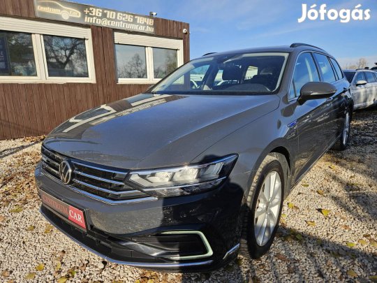 Volkswagen Passat VIII Variant 1.4 TSI GTE Plug...