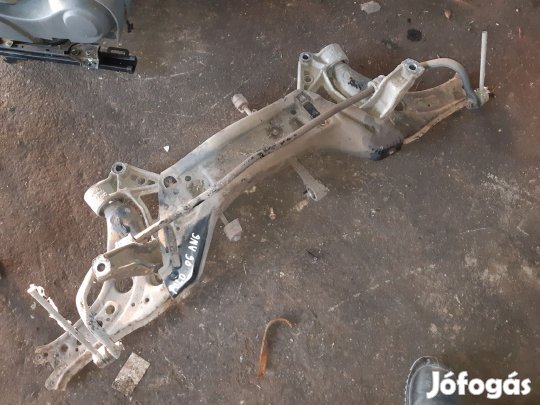 Volkswagen Polo 01- Első Bölcső + Lengőkar