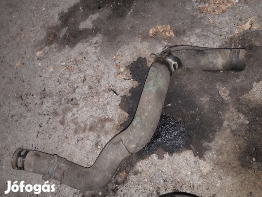 Volkswagen Polo 01- Vízcső