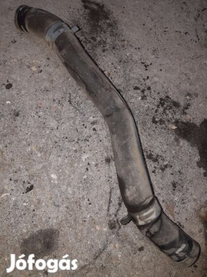 Volkswagen Polo 01- Vízcső