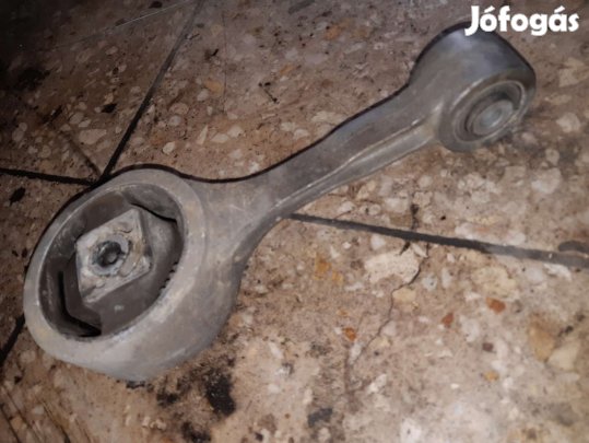 Volkswagen Polo 6N 94-01 Hátsó Motortartó Bak