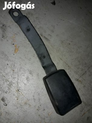 Volkswagen Polo 9N Bal Első Biztonsági Öv Csatlakozó