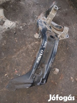 Volkswagen Polo 9N Első Bölcső