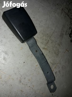 Volkswagen Polo 9N Jobb Első Biztonsági Öv Csatlakozó