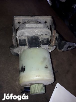 Volkswagen Polo 9N Kormányszervó Szivattyú + Szervó Tartály