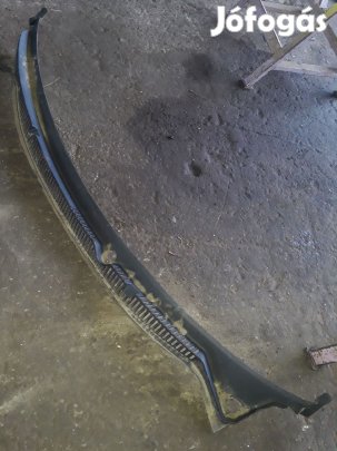 Volkswagen Polo 9N Levélrács