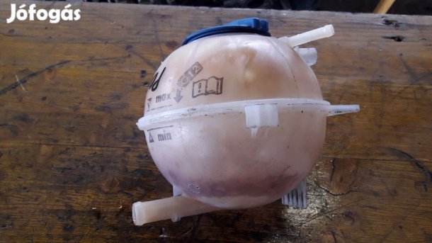 Volkswagen Polo Classic Kiegyenlítő Tartály