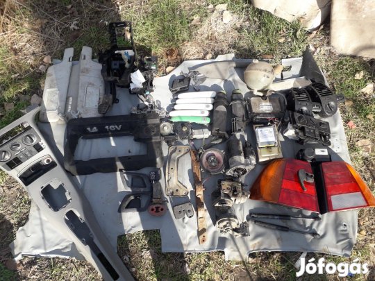 Volkswagen Polo Classic-Variant Alkatrész eladó !! +36303894624