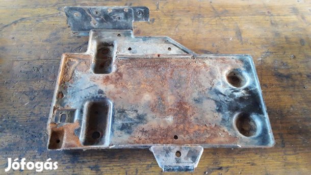 Volkswagen Sharan II Akkumulátor Tartó