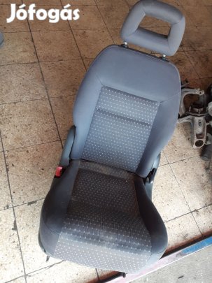 Volkswagen Sharan II Bal Hátsó Ülés