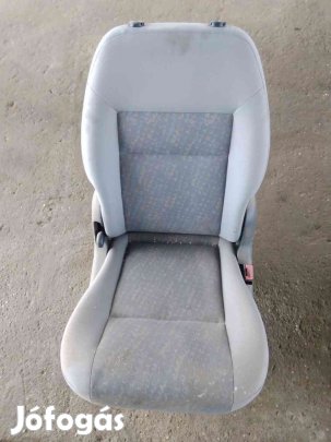 Volkswagen Sharan II Jobb Hátsó Ülés