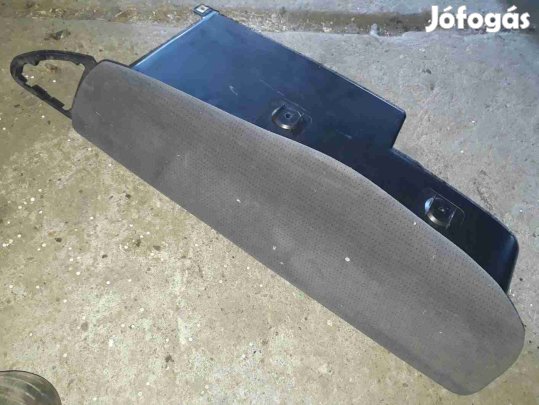 Volkswagen Sharan II Kesztyűtartó