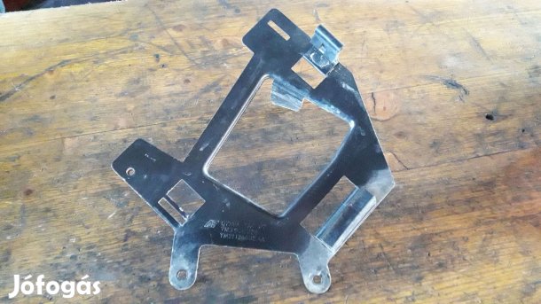 Volkswagen Sharan II Motorvezérlő Tartó