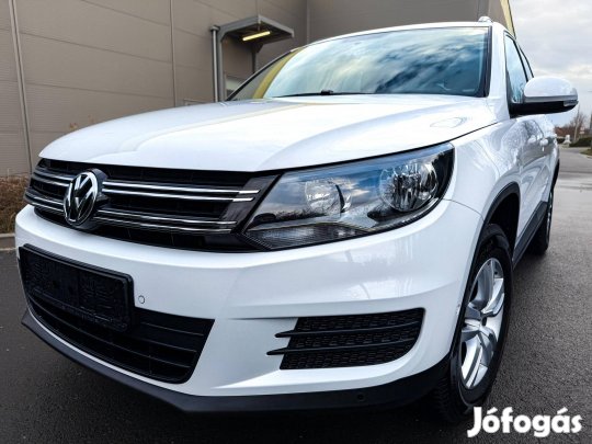 Volkswagen Tiguan 1.4 TSi Trend&Fun BMT / Parko...