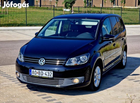Volkswagen Touran 1.4 TSI Highline DSG Navi-MUL...