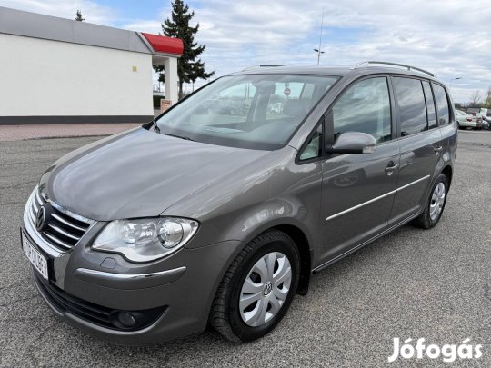 Volkswagen Touran 1.9 PD TDi Highline igazolt 1...