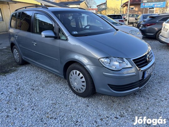 Volkswagen Touran 2.0 PD TDI Highline Family