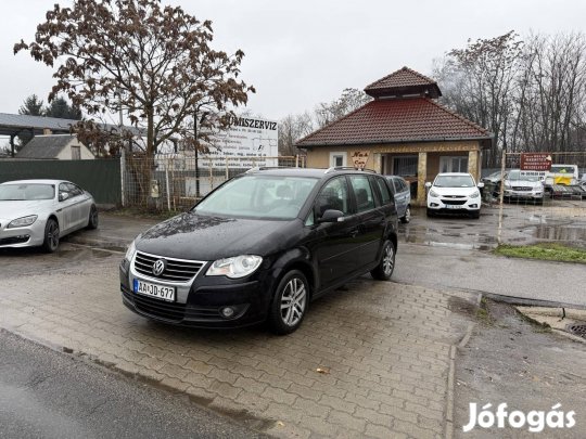 Volkswagen Touran Cross1.9 PD TDi DSG DPF