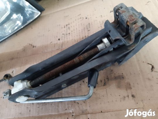 Volkswagen Touran Emelő