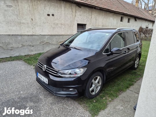 Volkswagen Touran - 7 személy, egy autó, sok élmény