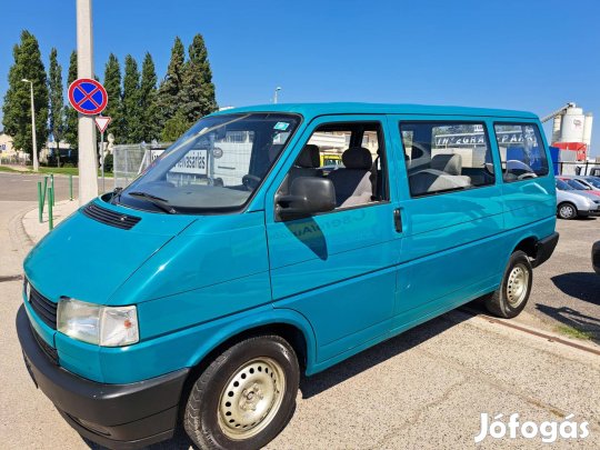 Volkswagen Transporter Caravelle 1.9 (8 személy...