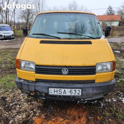 Volkswagen Transporter T4 2.4 70M 1F2 F