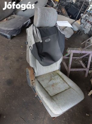 Volkswagen Transporter T4 91-03 Jobb Hátsó Ülés