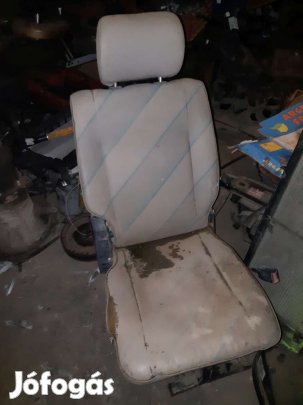 Volkswagen Transporter T4 91-03 Jobb Hátsó Ülés