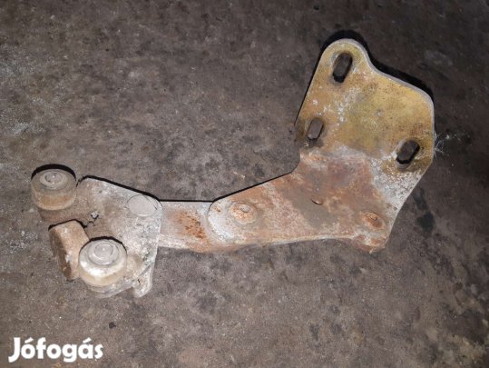 Volkswagen Transporter T4 91-03 Jobb Tolóajtó Alsó Görgő