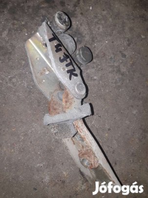 Volkswagen Transporter T4 91-03 Jobb Tolóajtó Középső Görgő