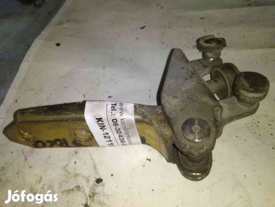 Volkswagen Transporter T4 91-03 Jobb Tolóajtó Középső Görgő