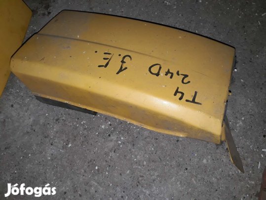 Volkswagen Transporter T4 91-96 Jobb Első Lámpa Alatti Burkolat