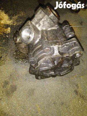 Volkswagen Transporter T4 91-96 Kormányszervó Szivattyú