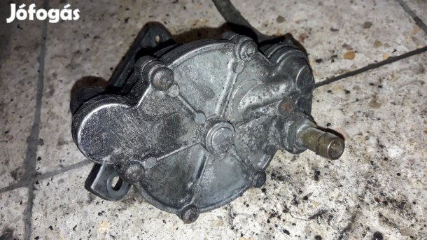 Volkswagen Transporter T4 96-03 Vákumpumpa