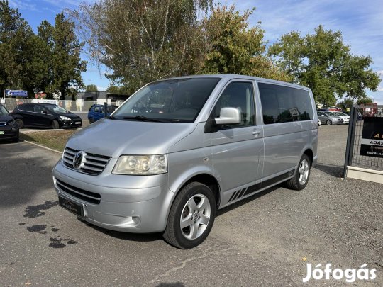 Volkswagen Transporter T5 2.5 TDI Caravelle Com...
