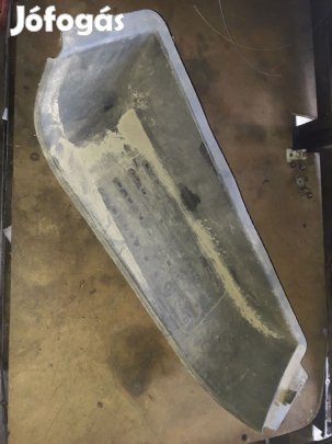 Volkswagen Transporter T5 Bal Fellépő