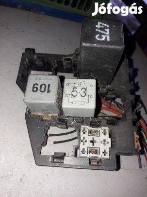 Volkswagen Transporter T5 Biztosítéktábla / Relé Tábla