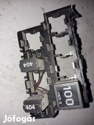 Volkswagen Transporter T5 Biztosítéktábla / Relé Tábla