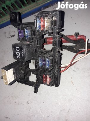 Volkswagen Transporter T5 Biztosítéktábla / Relé Tábla