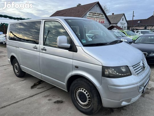Volkswagen Transporter T5 Caravelle 2.5 TDI Tre...