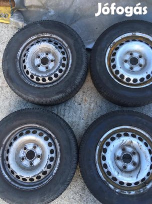Volkswagen Transporter T5 T6 16-os téligumival szerelt felnik