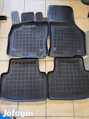 Volkswagen VIII Passat méretpontos gumiszőnyeg eladó