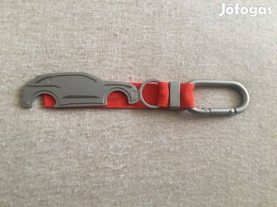 Volkswagen VW T-Roc kulcstartó és sörnyitó