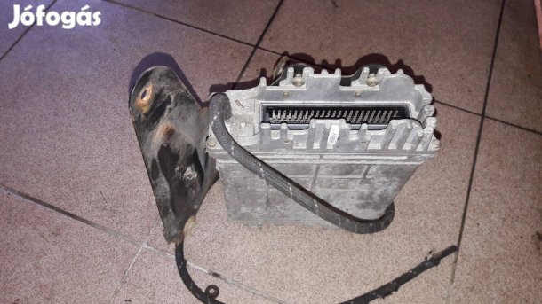 Volkswagen VW transporter T4 Multivan Caravelle 2.5 TDI motorvezérlő