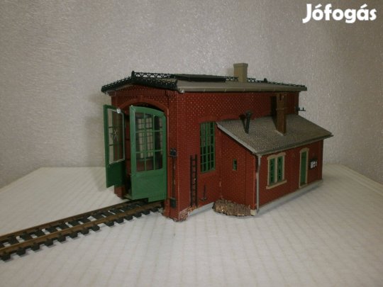 Vollmer - kisseb vasúti mozdony garázs + mühely H0 - ( F-94)