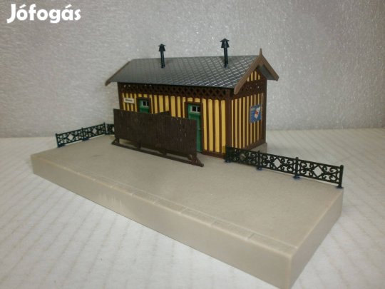 Vollmer - vasúti peron / toalet ( WC) - H0 - ( F-47)