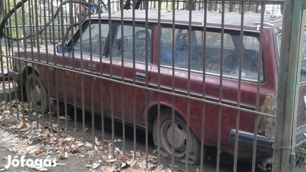 Volvo 245 kombi bontás