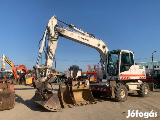 Volvo EW160C gumikerkes kotró