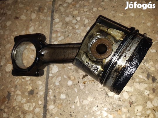 Volvo S40 04-12 Dugattyú + Hajtókar