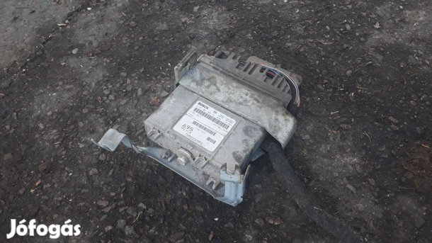 Volvo V40 1.9 motorvezérlő 0281001906